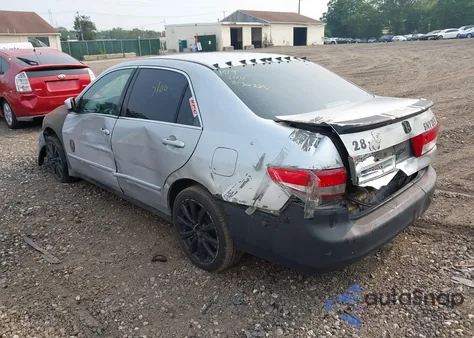 2004 Honda Accord 2.4 Lx from USA, damaged, VIN 1HGCM56394A165501